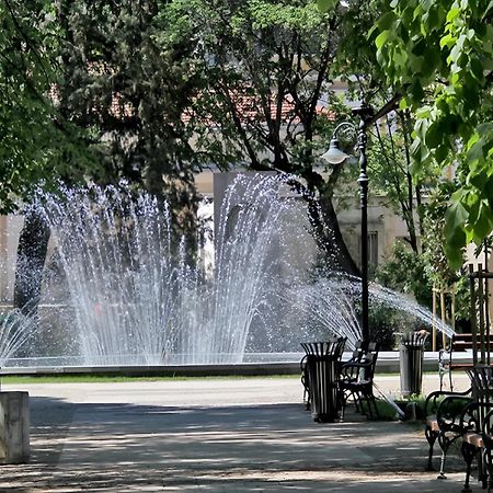 1001 Nights - 2Bd Luxury Apartment In Central Sofia Ngoại thất bức ảnh