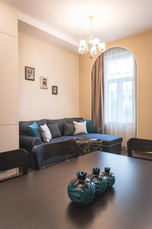 1001 Nights - 2Bd Luxury Apartment In Central Sofia Ngoại thất bức ảnh